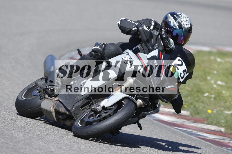 Archiv-2025/03 04.04.2025 TZ Motorsport ADR/Gruppe gruen/25